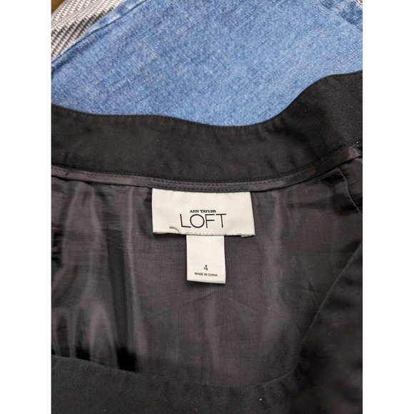 Loft Womens Aline Modest Skirt Black Size 4 Lined - Picture 3 of 3